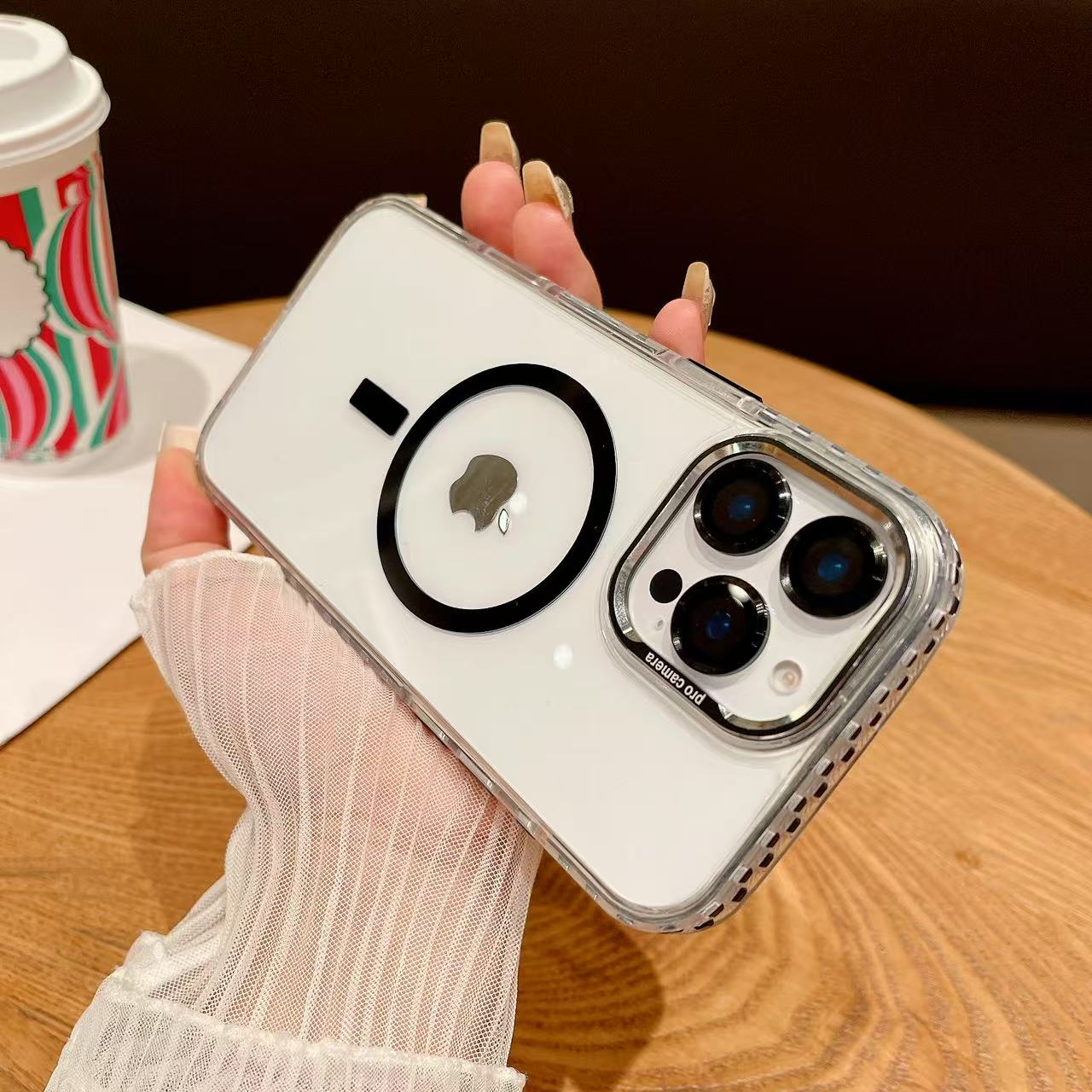 Luxury MagSafe iPhone Case – Protection & Elegance Combined